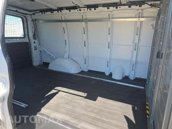 2019 Chevrolet Express 2500 Cargo Van 1WT 135.0" WB – miniatura 12