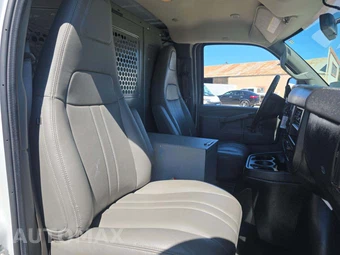 2019 Chevrolet Express 2500 Cargo Van 1WT 135.0" WB – miniatura 14