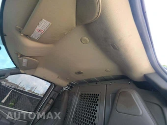 2019 Chevrolet Express 2500 Cargo Van 1WT 135.0" WB - miniatura 11