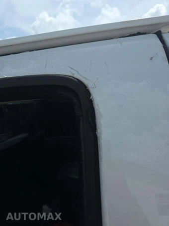 2019 Chevrolet Express 2500 Cargo Van 1WT 135.0" WB - miniatura 22