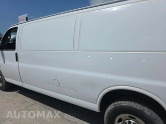 2019 Chevrolet Express 2500 Cargo Van 1WT 155.0" WB - miniatura 10