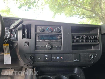 2019 Chevrolet Express 2500 Cargo Van 1WT 155.0" WB - miniatura 10
