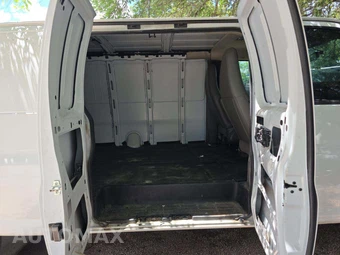 2019 Chevrolet Express 2500 Cargo Van 1WT 155.0" WB - miniatura 15