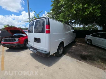 2019 Chevrolet Express 2500 Cargo Van 1WT 155.0" WB - miniatura 3