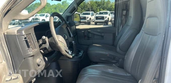 2019 Chevrolet Express 2500 Cargo Van 1WT 155.0" WB - miniatura 10