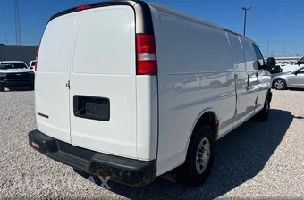2019 Chevrolet Express 2500 Cargo Van 1WT 155.0" WB - miniatura 5