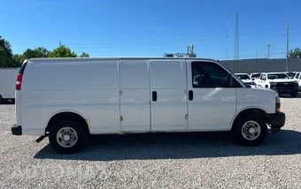 2019 Chevrolet Express 2500 Cargo Van 1WT 155.0" WB - miniatura 6