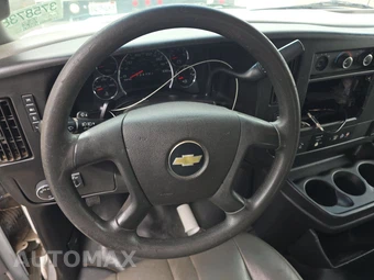 2019 Chevrolet Express 2500 Cargo Van 1WT 155.0" WB - miniatura 10