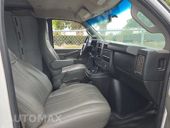 2019 Chevrolet Express 2500 Cargo Van 1WT 155.0" WB - miniatura 8