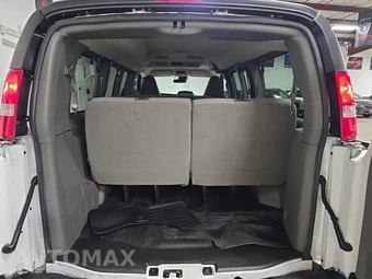 2019 Chevrolet Express 2500 Passenger Van LS 1LS 135.0" WB - miniatura 20