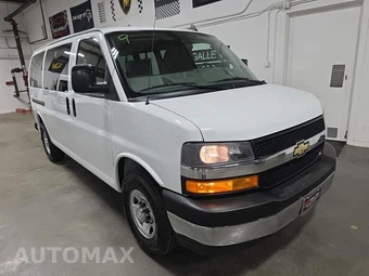 2019 Chevrolet Express 2500 Passenger Van LS 1LS 135.0" WB - miniatura 3
