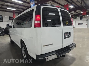 2019 Chevrolet Express 2500 Passenger Van LS 1LS 135.0" WB - miniatura 6
