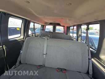2019 Chevrolet Express 2500 Passenger Van LT 1LT 135.0" WB - miniatura 13