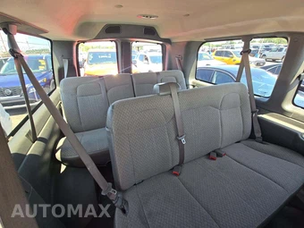 2019 Chevrolet Express 2500 Passenger Van LT 1LT 135.0" WB - miniatura 14