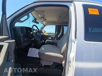 2019 Chevrolet Express 2500 Passenger Van LT 1LT 135.0" WB - miniatura 6