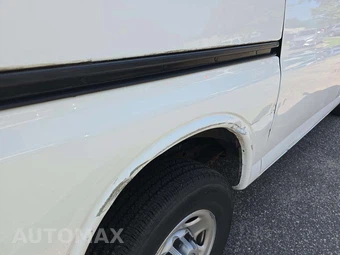 2019 Chevrolet Express 3500 Cargo Van 1WT 135.0" WB - miniatura 23