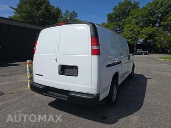 2019 Chevrolet Express 3500 Cargo Van 1WT 135.0" WB - miniatura 3