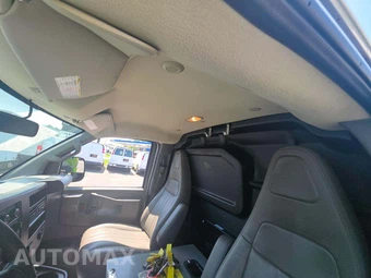 2019 Chevrolet Express 3500 Cargo Van 1WT 135.0" WB - miniatura 11
