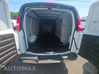 2019 Chevrolet Express 3500 Cargo Van 1WT 135.0" WB - miniatura 13