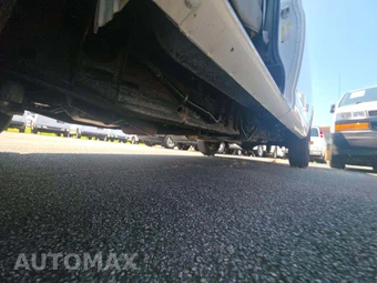 2019 Chevrolet Express 3500 Cargo Van 1WT 135.0" WB - miniatura 7