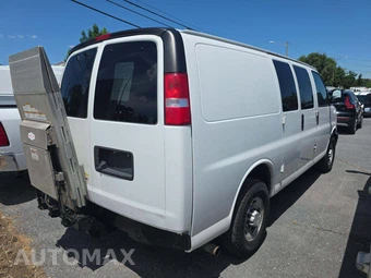 2019 Chevrolet Express 3500 Cargo Van 1WT 135.0" WB - miniatura 3
