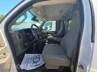 2019 Chevrolet Express 3500 Cargo Van 1WT 135.0" WB - miniatura 5