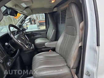 2019 Chevrolet Express 3500 Cargo Van 1WT 135.0" WB - miniatura 12