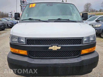 2019 Chevrolet Express 3500 Cargo Van 1WT 135.0" WB - miniatura 8