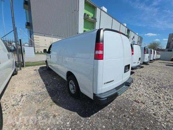 2019 Chevrolet Express 3500 Cargo Van 1WT 155.0" WB – miniatura 2