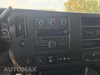 2019 Chevrolet Express 3500 Cargo Van 1WT 155.0" WB - miniatura 10