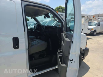 2019 Chevrolet Express 3500 Cargo Van 1WT 155.0" WB - miniatura 16