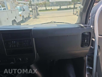2019 Chevrolet Express 3500 Cargo Van 1WT 155.0" WB - miniatura 17