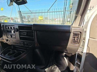 2019 Chevrolet Express 3500 Cargo Van 1WT 155.0" WB - miniatura 18