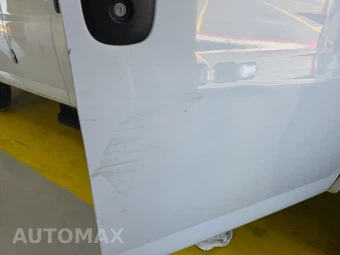 2019 Chevrolet Express 3500 Cargo Van 1WT 155.0" WB - miniatura 17