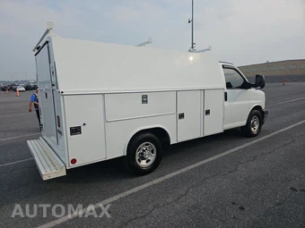 2019 Chevrolet Express 3500 Cutaway 1WT - miniatura 4
