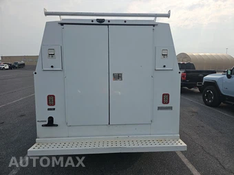2019 Chevrolet Express 3500 Cutaway 1WT - miniatura 5