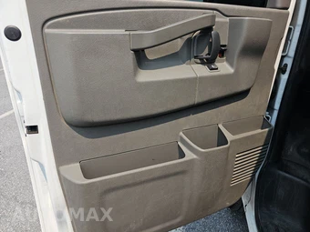2019 Chevrolet Express 3500 Cutaway 1WT - miniatura 9