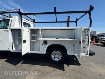 2019 Chevrolet Express 3500 Cutaway 1WT - miniatura 11