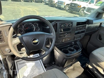 2019 Chevrolet Express 3500 Cutaway 1WT - miniatura 14
