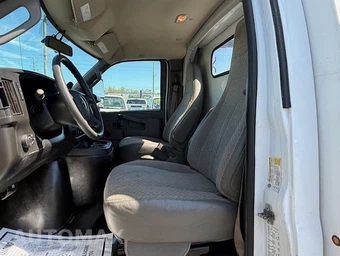 2019 Chevrolet Express 3500 Cutaway 1WT - miniatura 15
