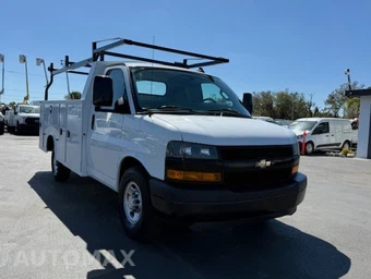 2019 Chevrolet Express 3500 Cutaway 1WT - miniatura 3