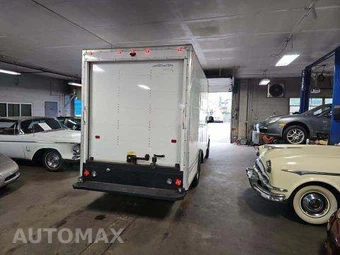 2019 Chevrolet Express 3500 Cutaway 1WT - miniatura 3