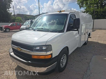2019 Chevrolet Express 3500 Cutaway 1WT