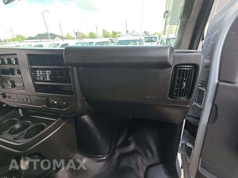 2019 Chevrolet Express 3500 Cutaway 1WT - miniatura 16