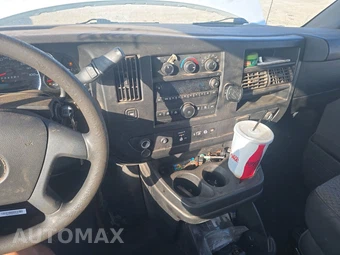 2019 Chevrolet Express 3500 Cutaway 1WT DRW – miniatura 11