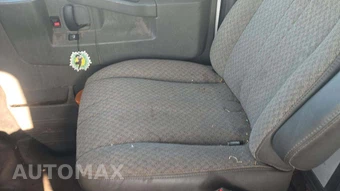 2019 Chevrolet Express 3500 Cutaway 1WT DRW – miniatura 23