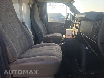 2019 Chevrolet Express 3500 Cutaway 1WT DRW – miniatura 8