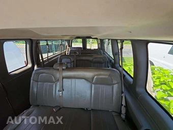 2019 Chevrolet Express 3500 Passenger Van LS 1LS 155.0" WB - miniatura 13