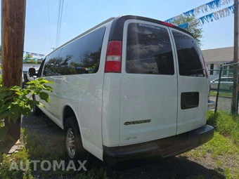 2019 Chevrolet Express 3500 Passenger Van LS 1LS 155.0" WB - miniatura 2