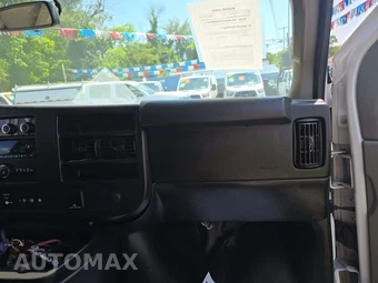 2019 Chevrolet Express 3500 Passenger Van LS 1LS 155.0" WB - miniatura 20